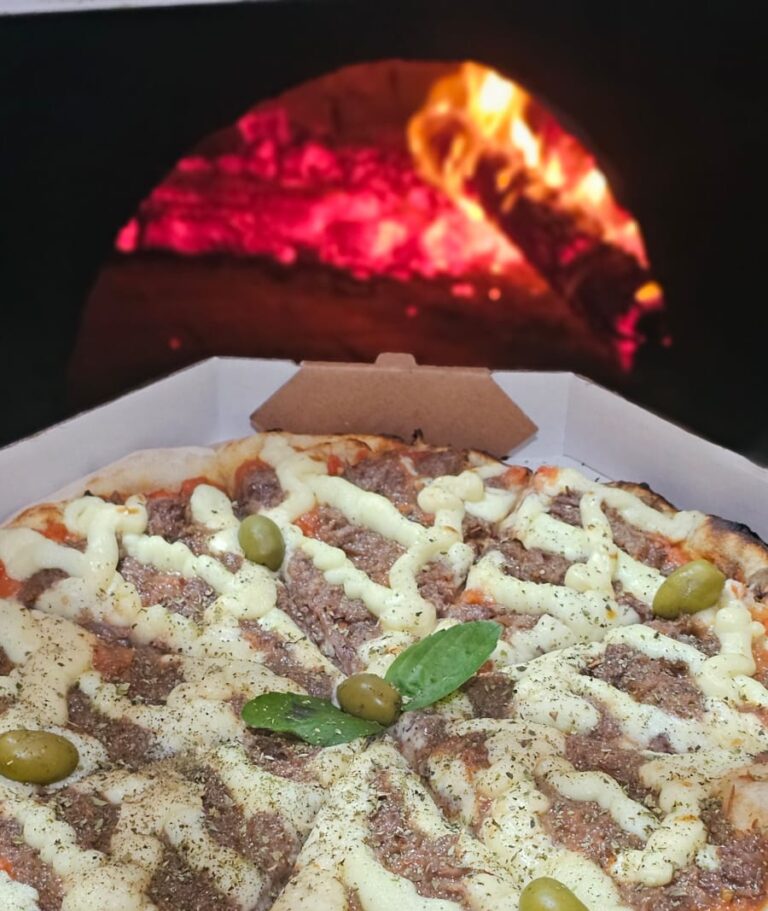 pizzaria-rodolfo-pirani-no-jardim-rodolfo-pirani-pizza-costela